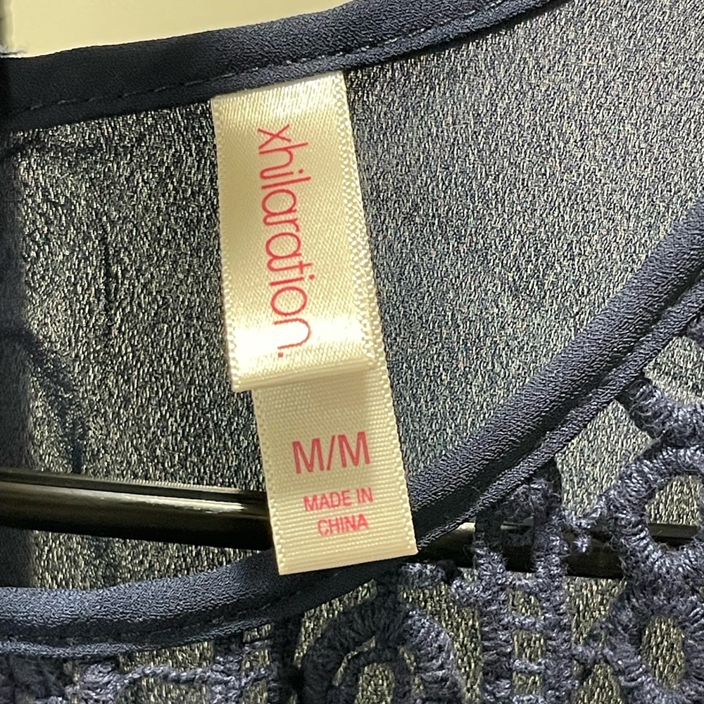 🛑 Xhilaration Navy Sleeveless Tank Top with a Lace Yoke and Detailing - Picture 4 of 5